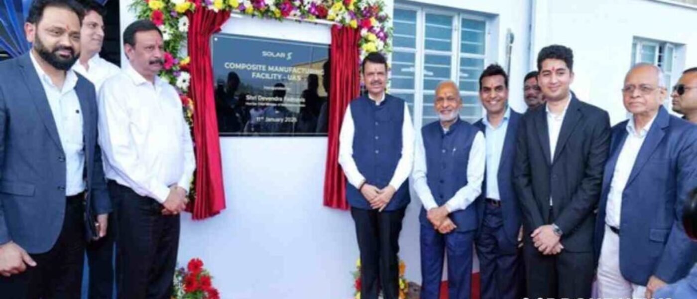 376a0fcf2a88a958458e82c955ece9ce_15_20_03_12_01_2025 Maharashtra CM Fadnavis Inaugurates Solar Industries’ Drone Making Facility in Nagpur.